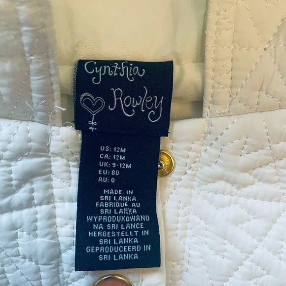 Cynthia Rowley White Snowflake Quilted Vest - Picture 3 of 3